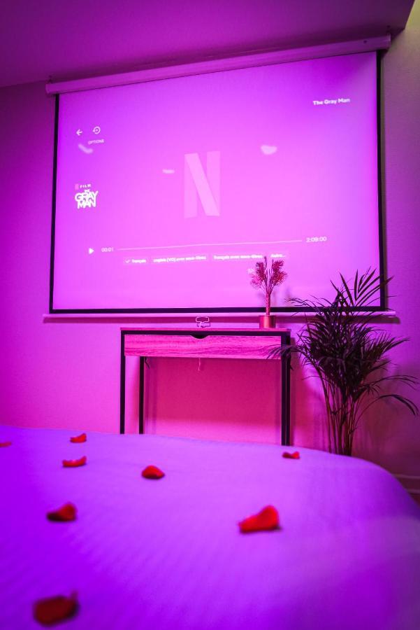 & Detente - Cinema - Netflix - Hyper Centre